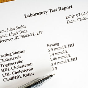 What information does an LDL-to-HDL ratio chart provide?