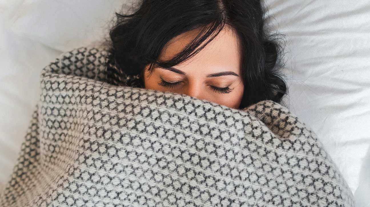 Why This 15-Pound Weighted Blanket Is Part of My Anti-Anxiety Routine