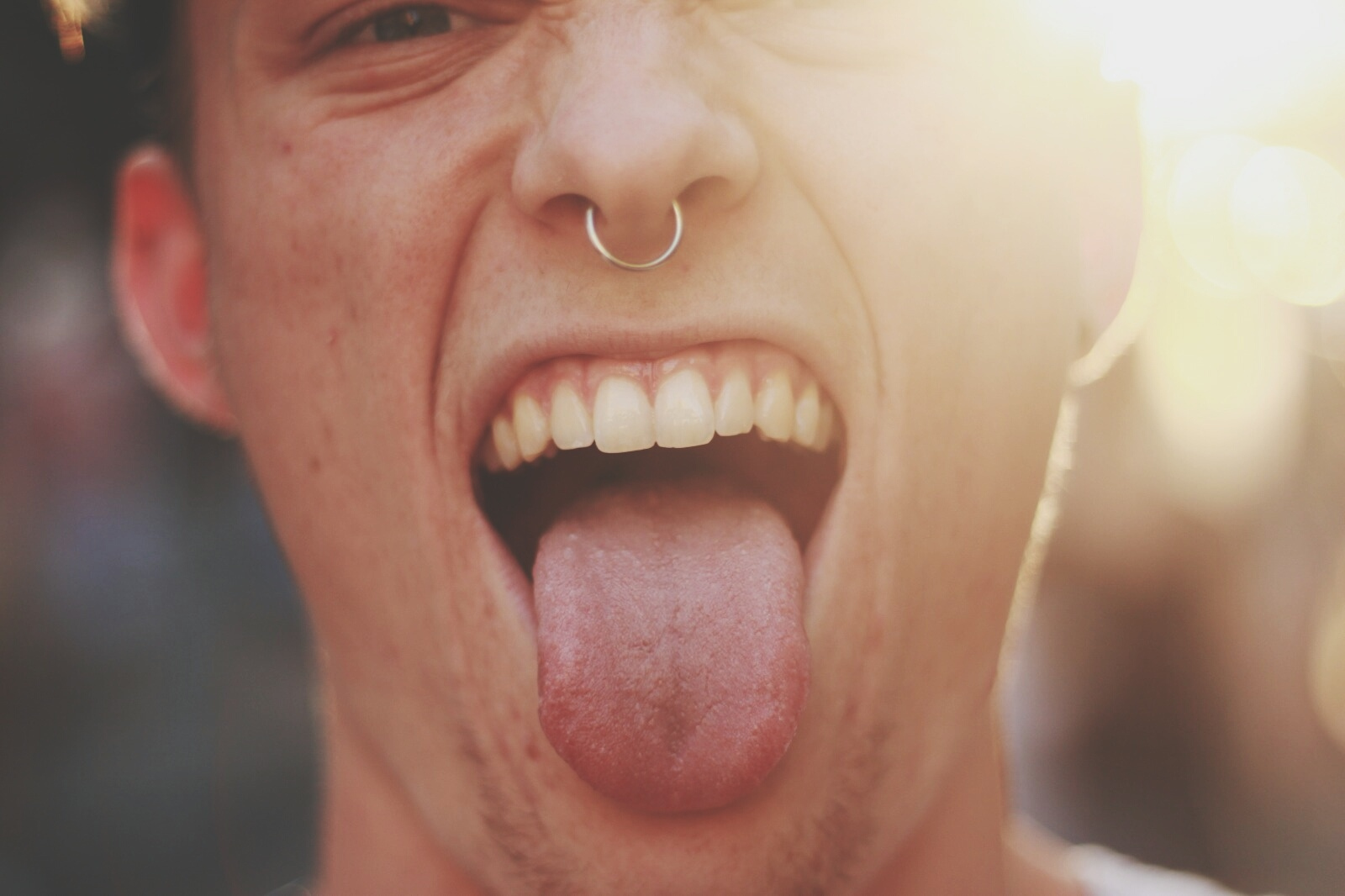 how do you make out with tongue