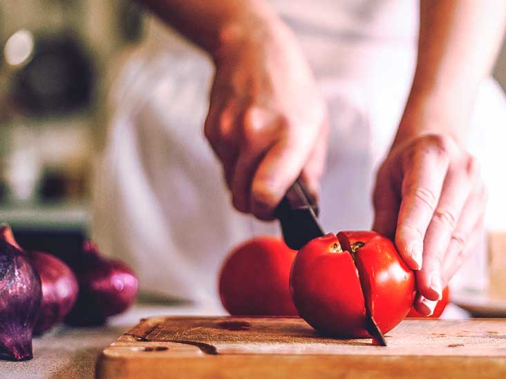 Tomatoes and Psoriasis: Is the Nightshade Theory True?