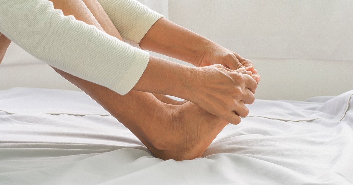 3 Massages For Pressure Points On Feet